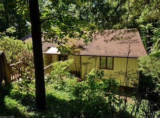 18 Parkview Dr, Asheville, NC 28805