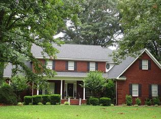 126 Cross Creek Cir, Macon, GA 31210