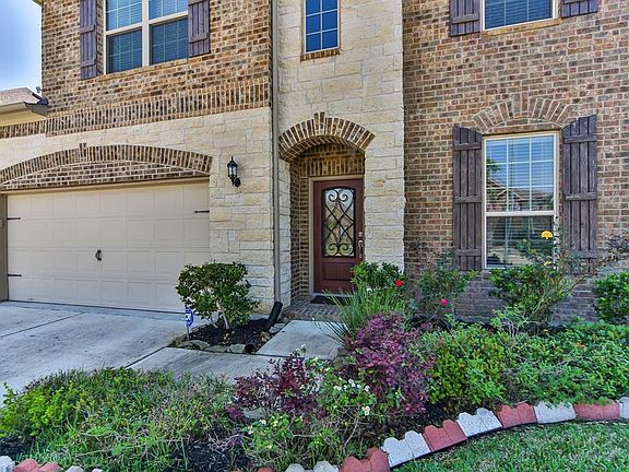 2nd image of 30215 Willow Chase Ln