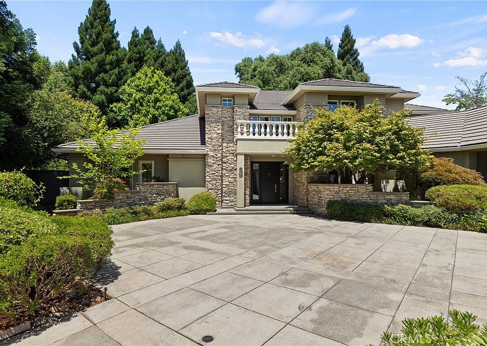 1st image of 3 Shalimar Ct