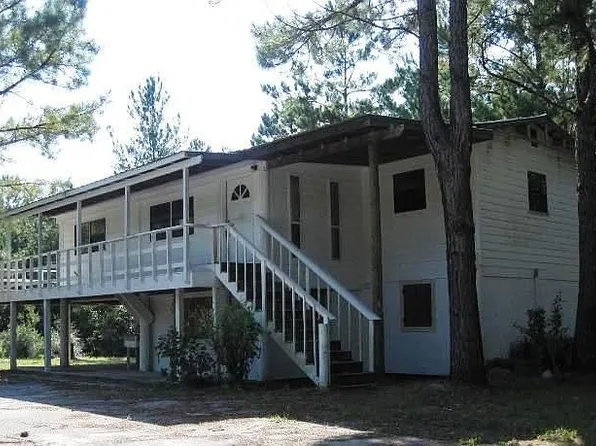 931 Plantation Ln, Defuniak Springs, FL 32433