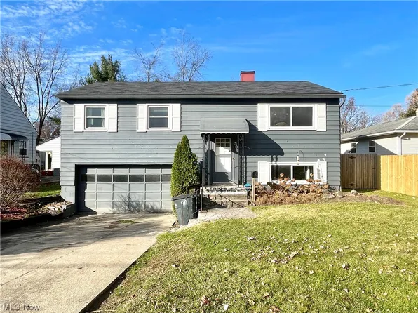 304 S Hawkins Ave, Akron, OH 44313