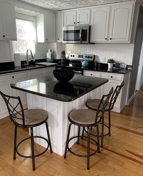 367 Middle Rd, MA 02743 Zillow