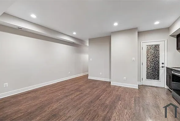 1241 Raum St NE #1 — Photo 10