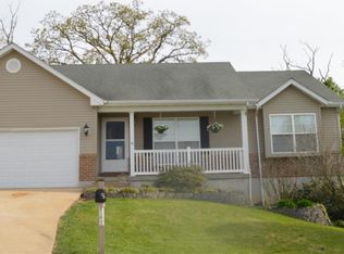 432 Caddy Ct, Saint Clair, MO 63077