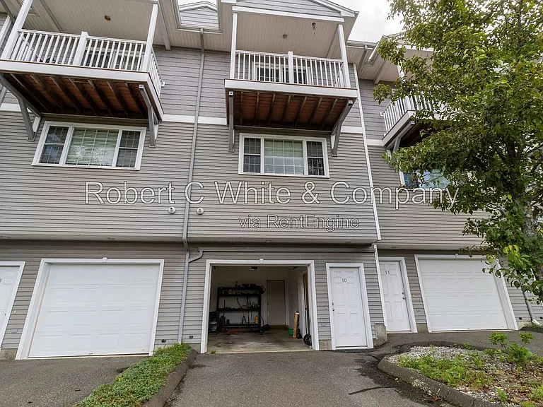 330 Crystal Ave #10 — Photo 1