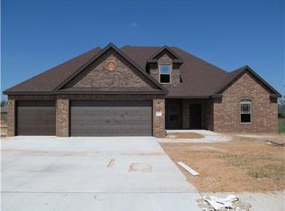 2202 SW Nottingham Ave, Bentonville, AR 72712