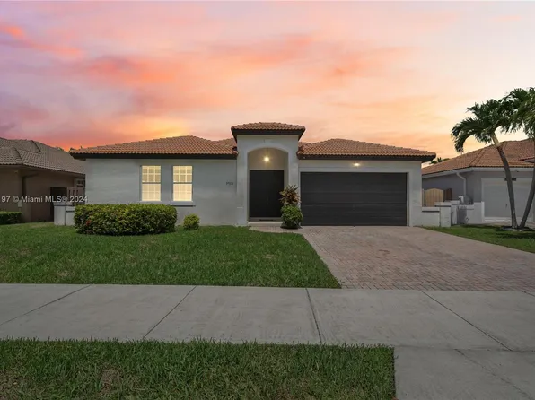 9760 SW 161st Ave, Miami, FL 33196