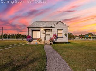 19365 Fenmore St, Detroit, MI 48235