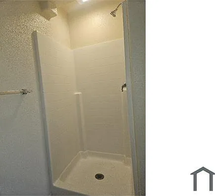 389 S Sheriff Ave #C — Photo 6