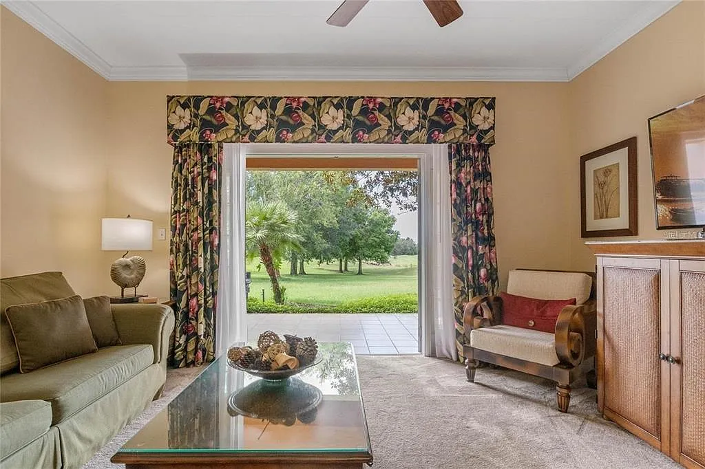 3 bed, 2.0 bath, 1344 sqft, $2,000 — Photo 3
