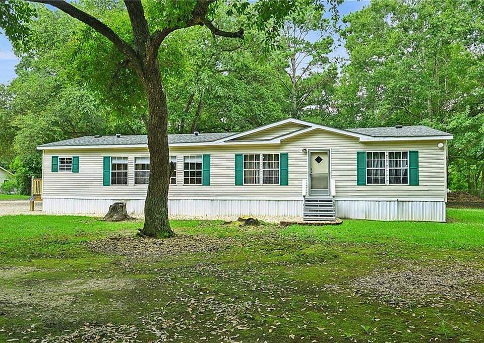 1st image of 26501 Crown Dr