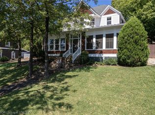 202 W Lafayette St, Fayetteville, AR 72701
