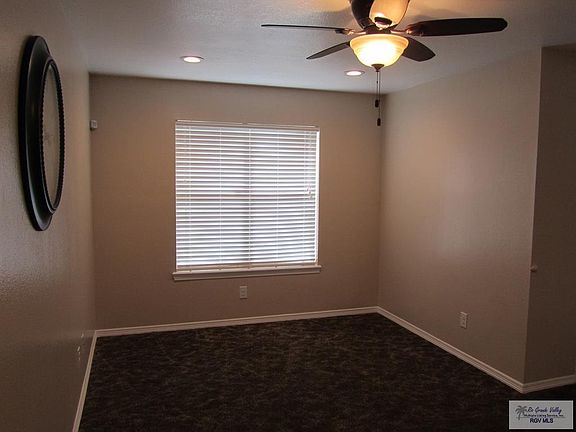 4th image of 731 Carnation Dr