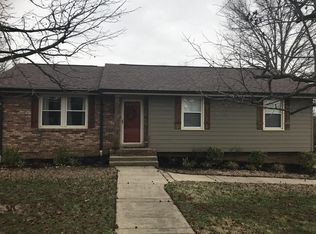 147 Township Dr, Hendersonville, TN 37075