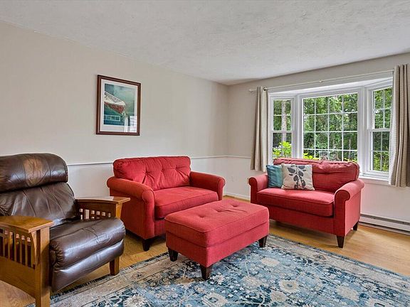 5th image of 106 Woodview Drive #G-106