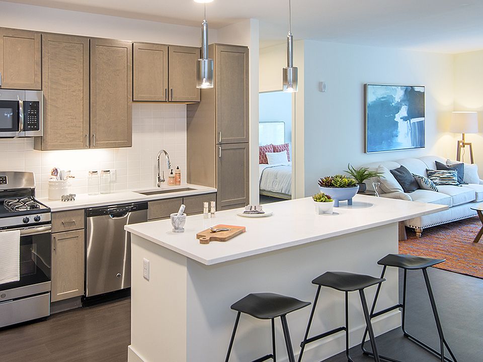 Kitchen Features Island & Stainless Steel Appliances