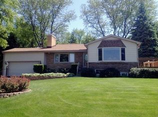 2729 63rd St, Downers Grove, IL 60516