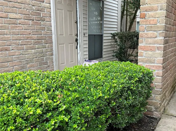 3745 Thistlemont Dr, Houston, TX 77042