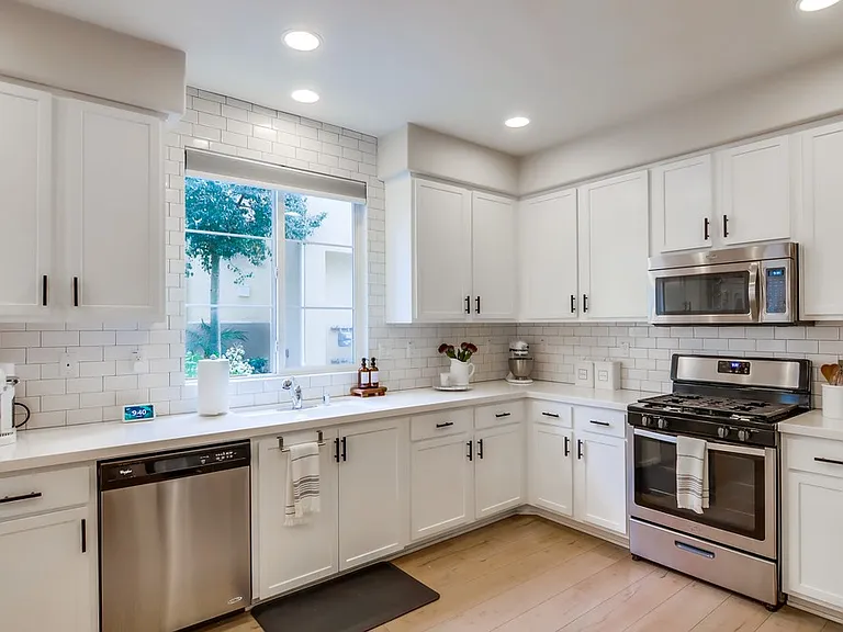 1423 Shearwater St #2 — Photo 15