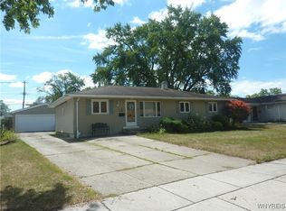 253 Idlewood Dr, Tonawanda, NY 14150