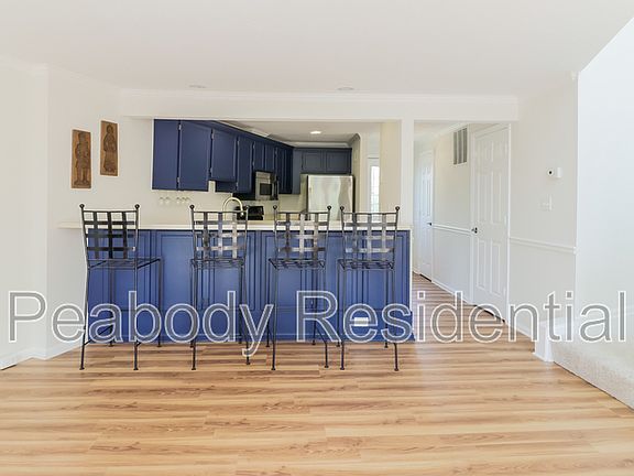 4th image of 7317 Castleberg Ct