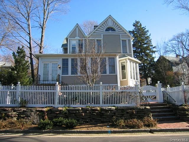 1st image of 51 Park Place