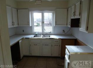 4147 S Brooks Rd, Muskegon, MI 49444