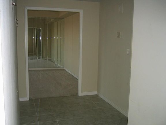 2nd image of 3030 McKinney Ave APT 1001