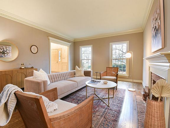 2nd image of 3 Bridle Ct