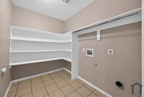 1432 Oak Hollow Ln — Photo 19