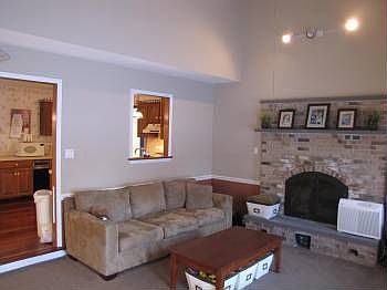 4th image of 9 Red Oak Dr