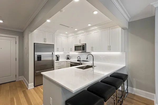 Rented by Nest Seekers International | media 12