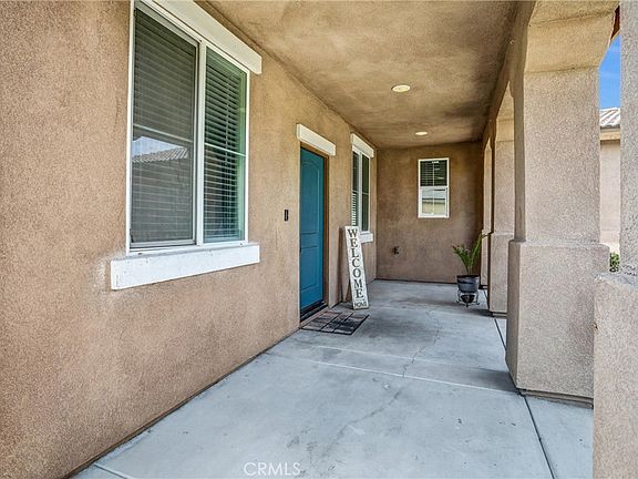 5th image of 19039 Gregory Ct