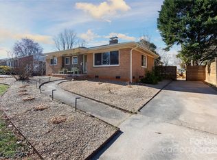 3938 Seaforth Dr, Charlotte, NC 28205