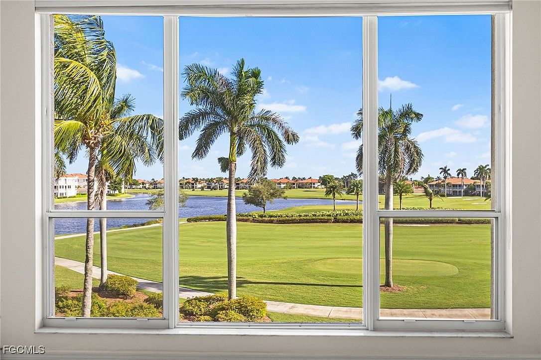 11110 Harbour Yacht Ct APT 33B