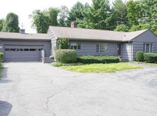 211 South St, Medfield, MA 02052