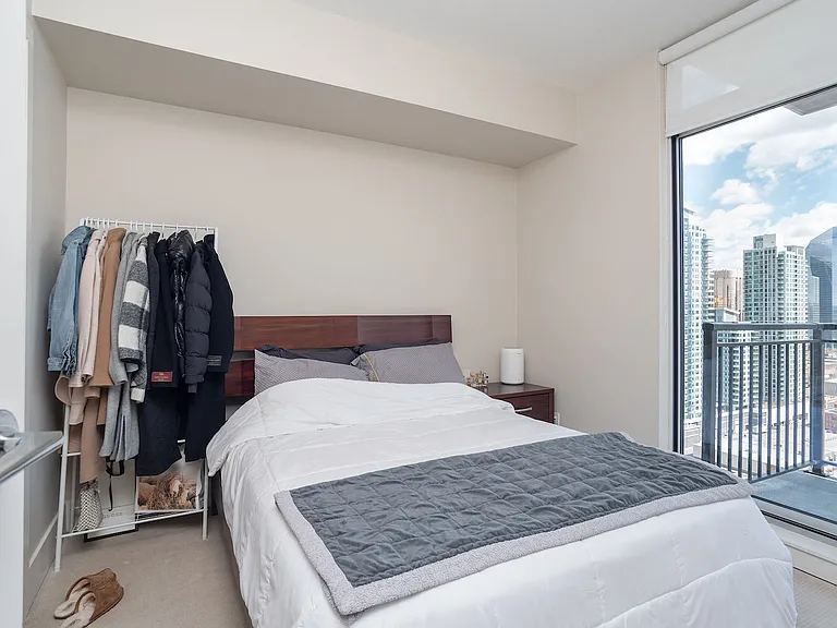 2105-1111 10th St SW #2105 — Photo 13