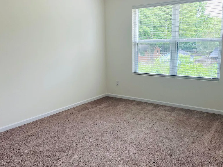 2897 Yeager Dr — Photo 22