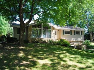 W156N10304 Pilgrim Rd, Germantown, WI 53022