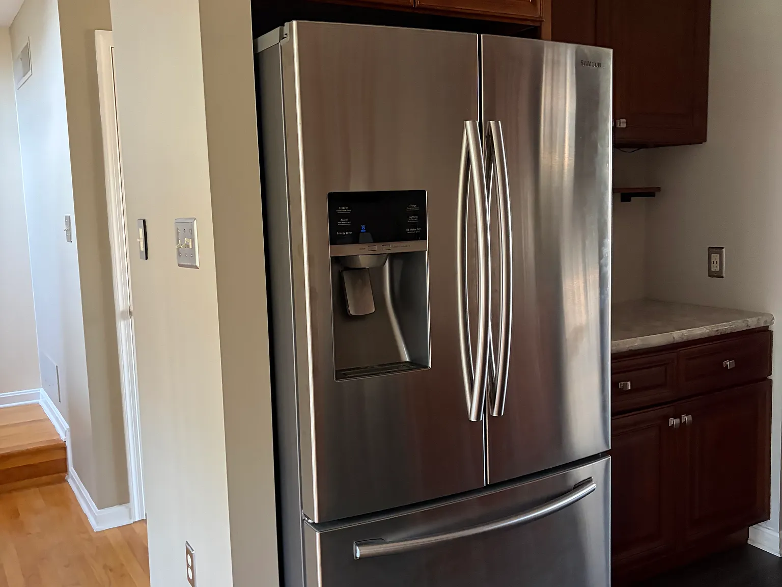 3 bed, 2000 sqft, $2,395 — Photo 4