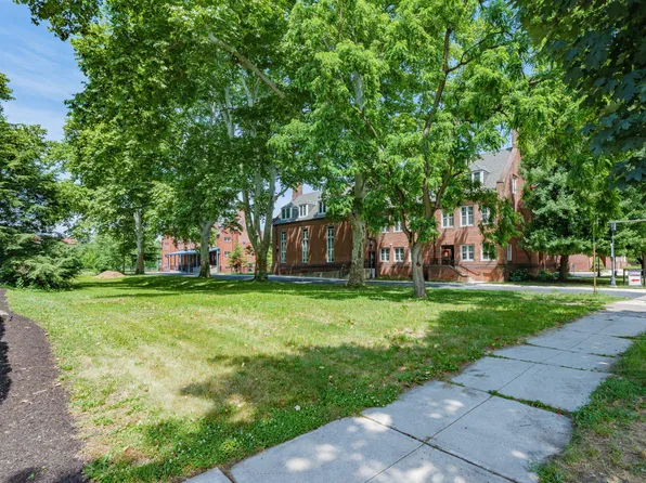 2964 N 2nd St, Harrisburg, PA 17110