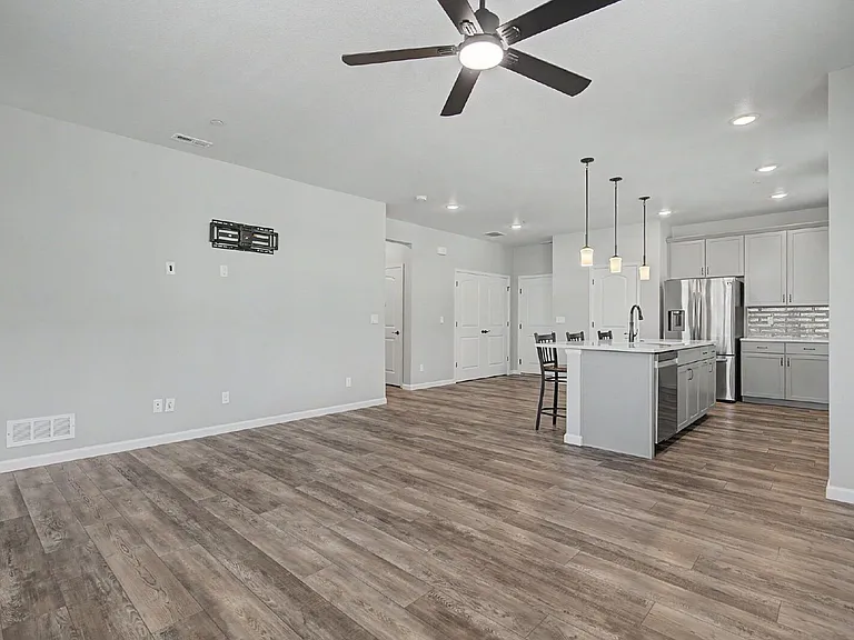 1554 Rose Quartz Hts — Photo 6
