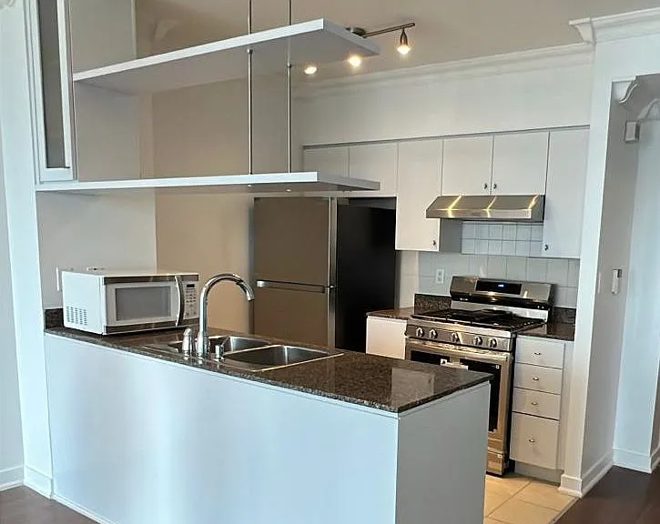 10 Navy Wharf Ct #2301 — Photo 2