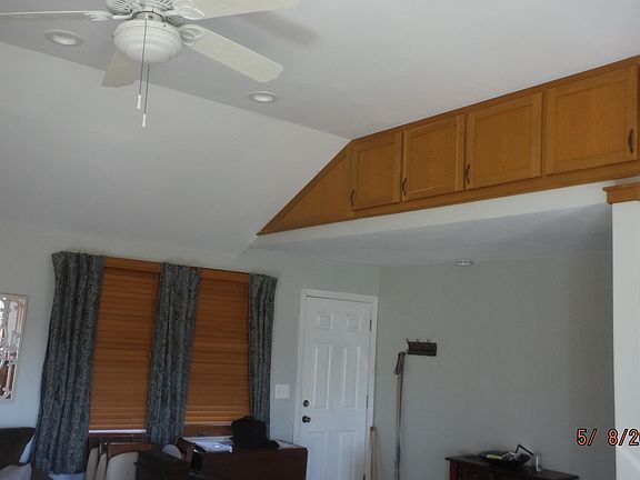 5th image of 237 Lyman Rd