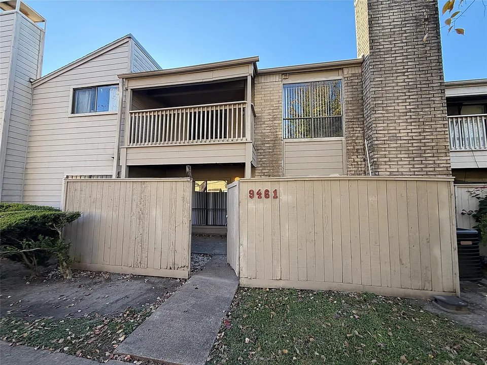 9461 Pagewood Ln #9461
