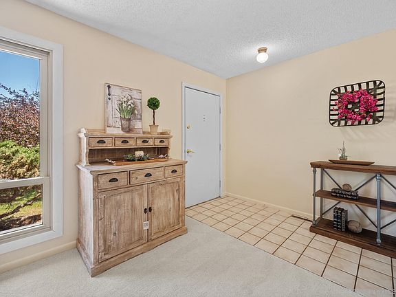 3rd image of 2844 Sage Dr