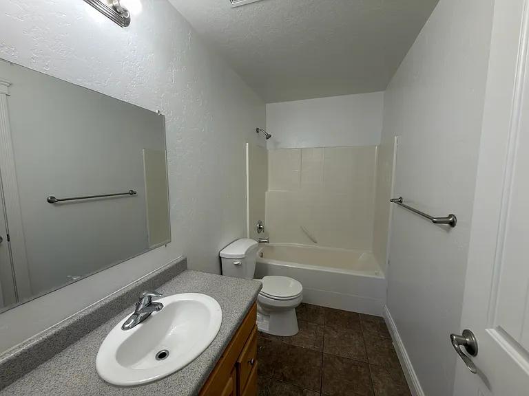 1490 N 471 W #101 — Photo 6