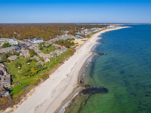 135 S South Shore Drive #17, South Yarmouth, MA 02664