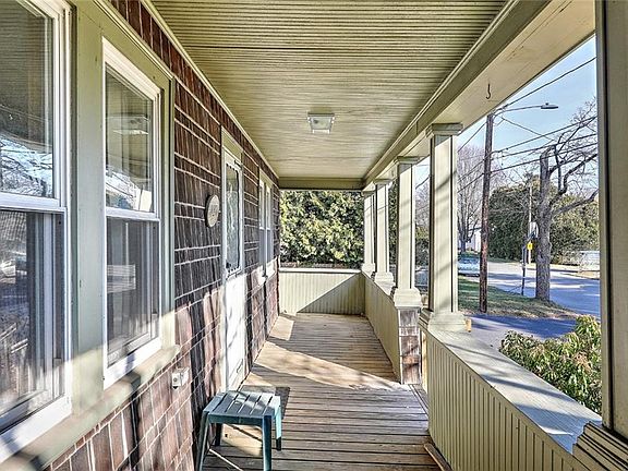 2nd image of 121 Mark Wood Dr